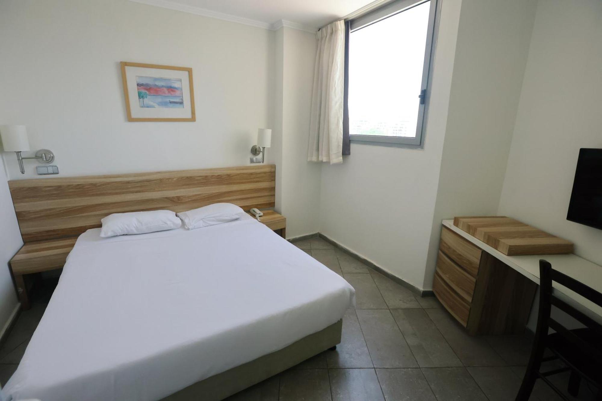 Adi Hotel Eilat Extérieur photo